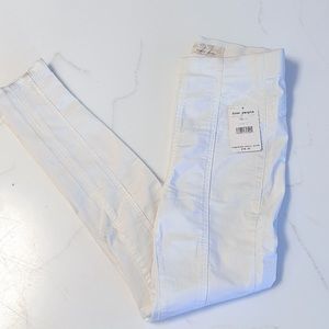 Free people white Jean pants NWT